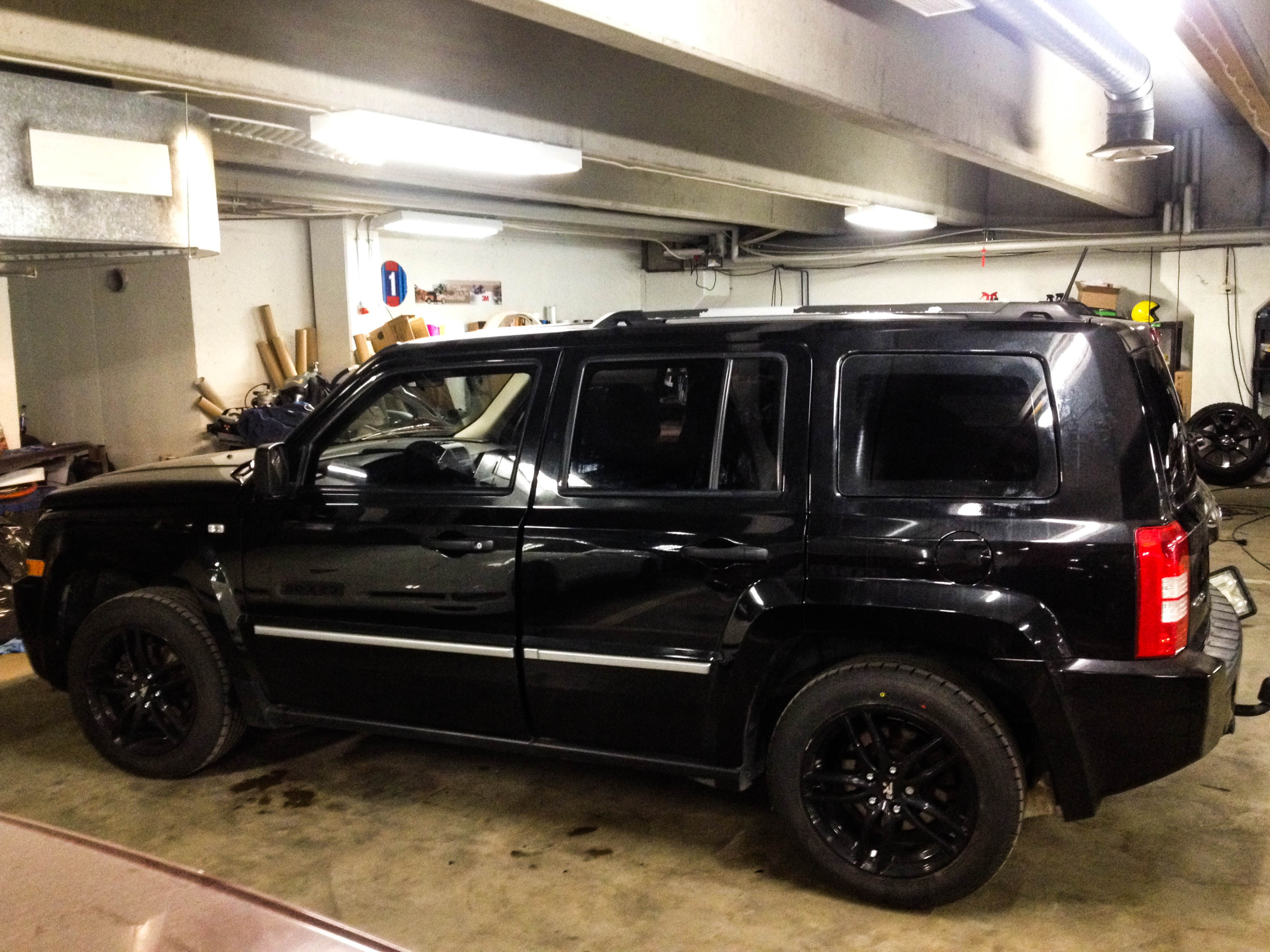 3M-auton lasien tummennus Helsinki – Ammattimainen auton ikkunoiden kalvotus, lämmöntorjunta, näkösuoja ja UV-suoja Pro MD