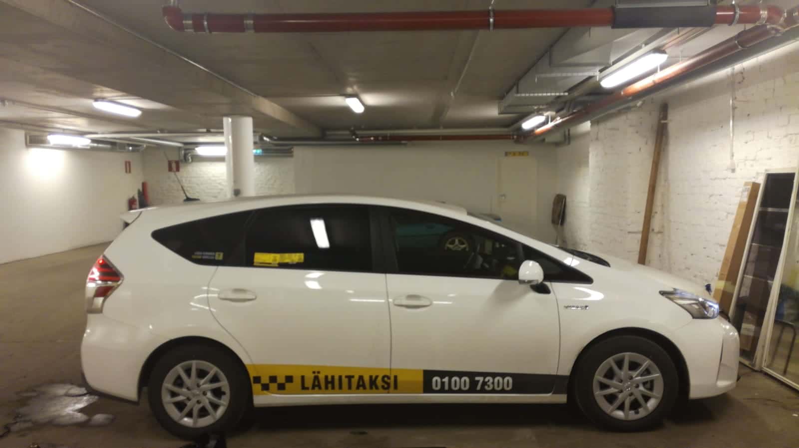 3M automotive window tinting in Helsinki – Professional car window tinting, heat rejection, privacy, and UV protection by Pro MD