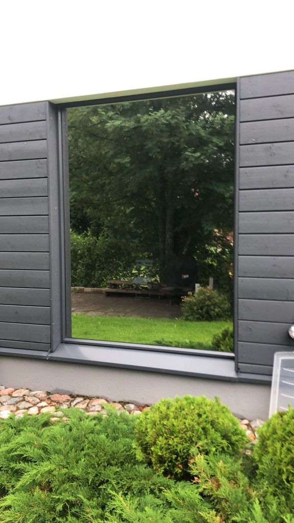 Peilikalvot ikkunaan